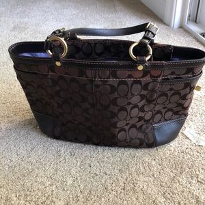 COACH | Brown Signature C Tote
